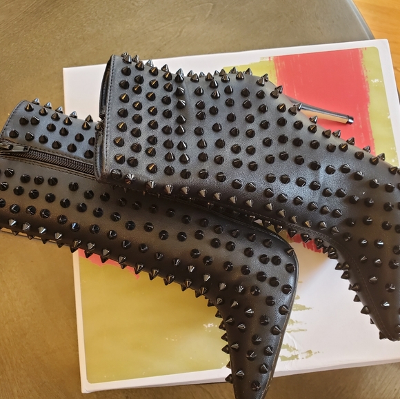 Black Spike Stiletto Booties - Picture 1 of 4